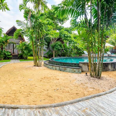 Lumbung Bukit Resort Uluwatu Экстерьер фото