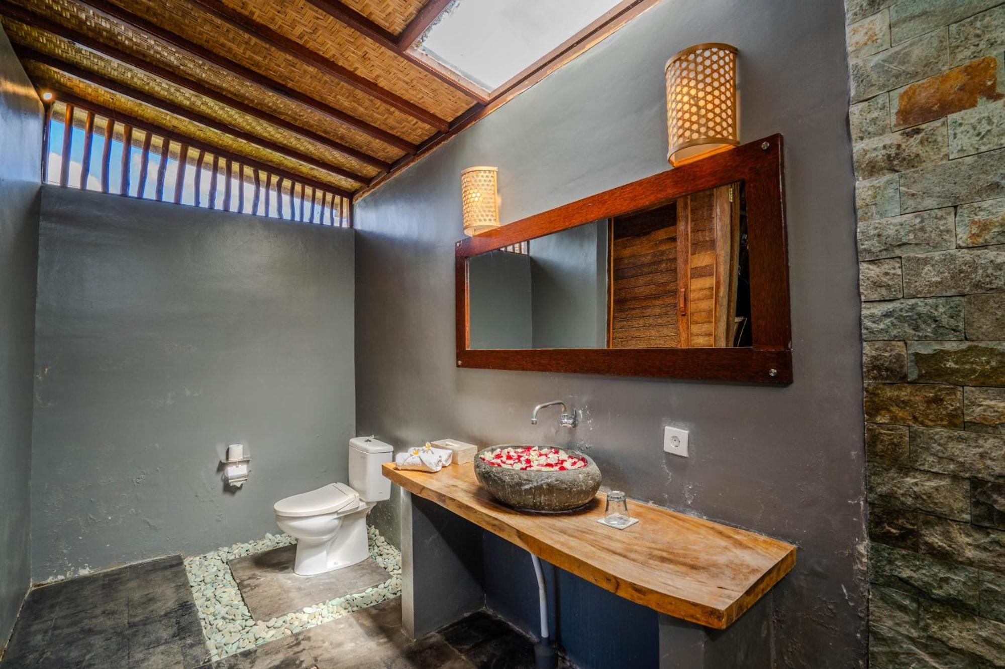 Lumbung Bukit Resort Uluwatu Экстерьер фото