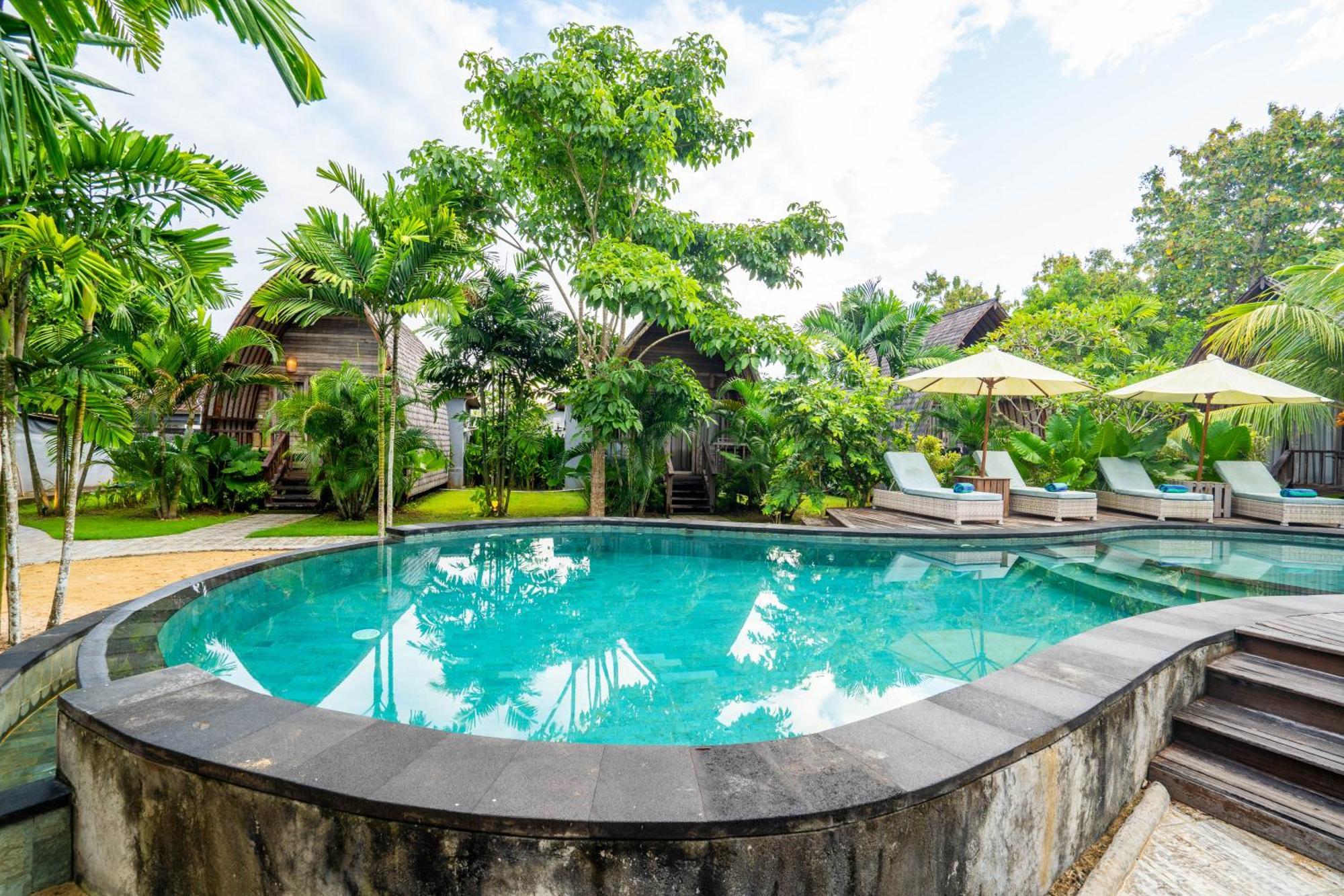 Lumbung Bukit Resort Uluwatu Экстерьер фото