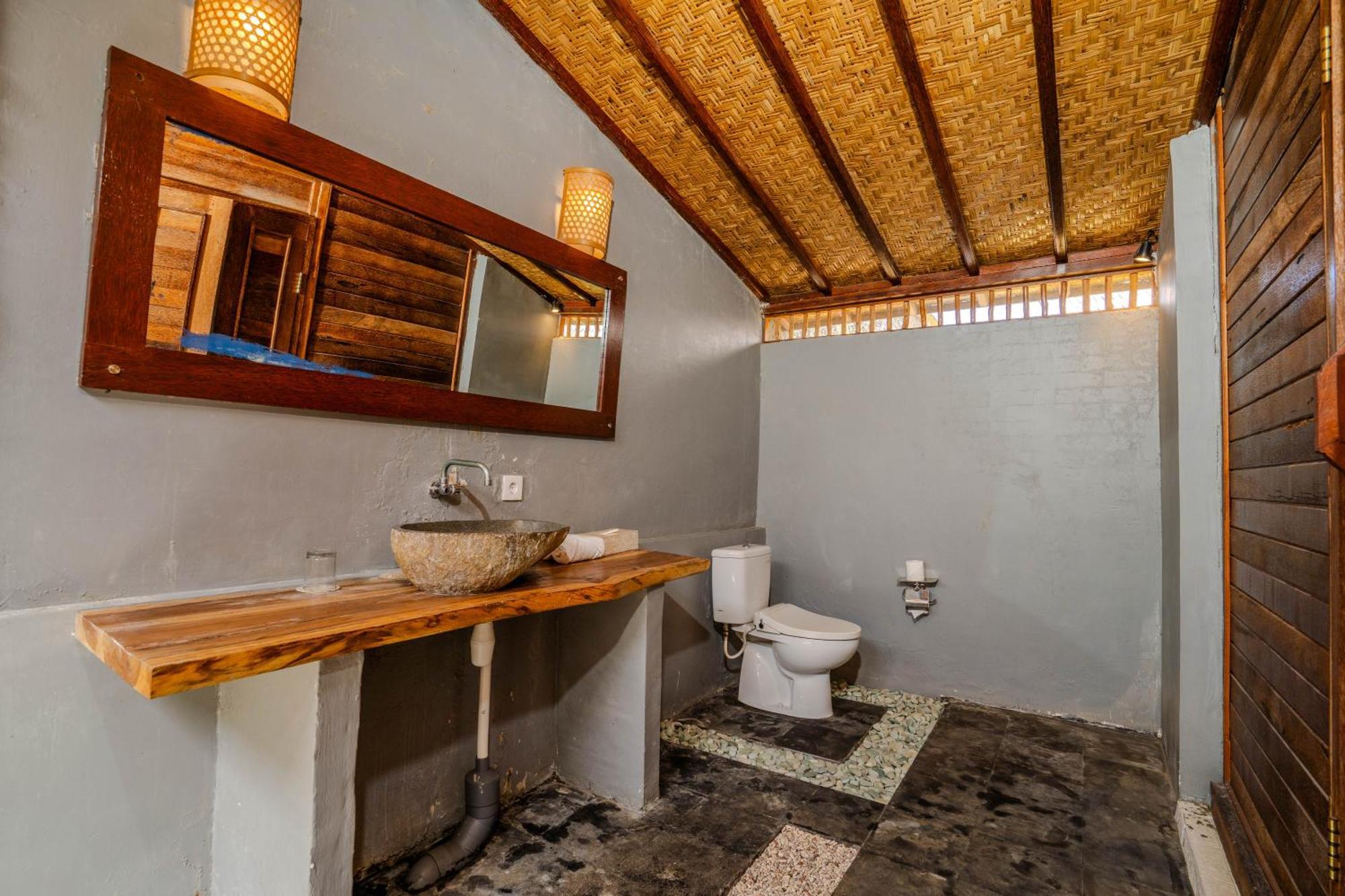 Lumbung Bukit Resort Uluwatu Экстерьер фото